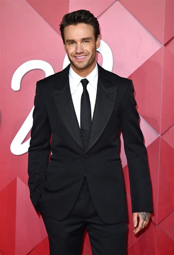 Unveiling the Height of Liam Payne in Feet: A Closer Look
