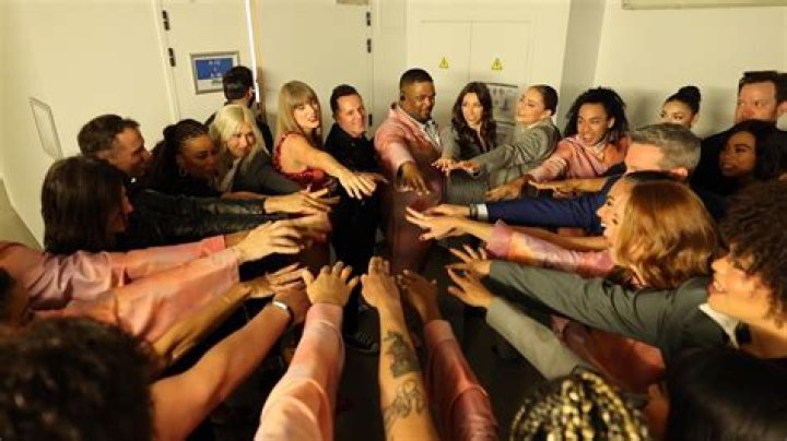 I Can Do It With a Broken Heart Music Video: An In-Depth Analysis