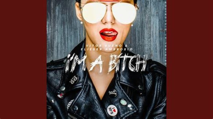 I Met a Streamer Bitch That Fucks With the Moon