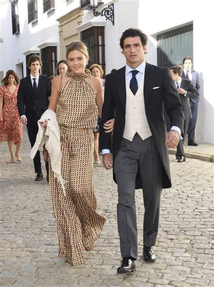 Unraveling the Mystery: Is Carlos Sainz Married?