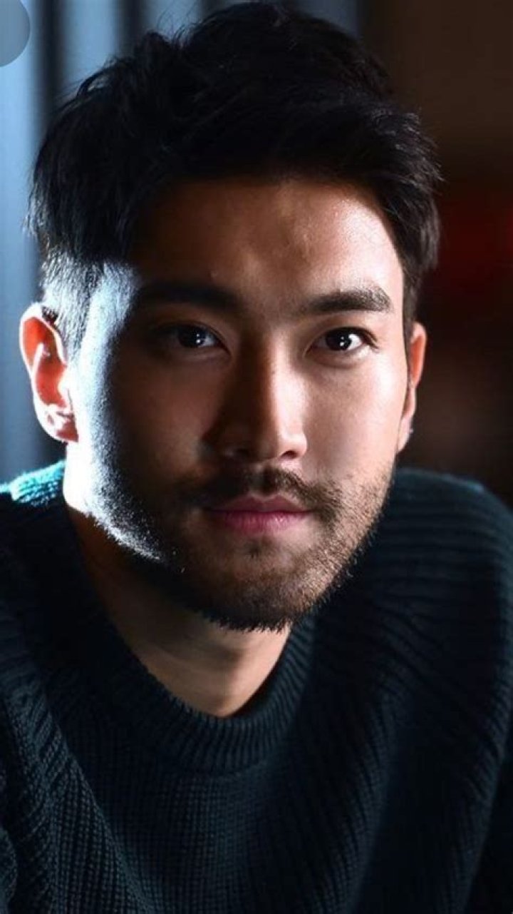 Is Choi Siwon Single? A Deep Dive into the Life of a K-Pop Star