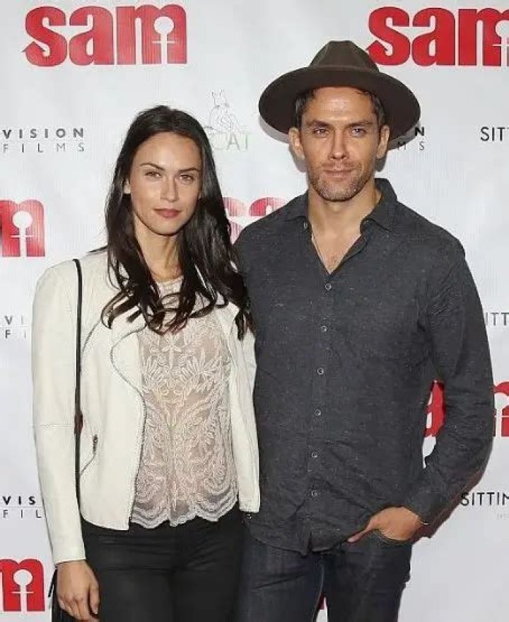 Unraveling the Mystery: Is Neal Bledsoe Married?