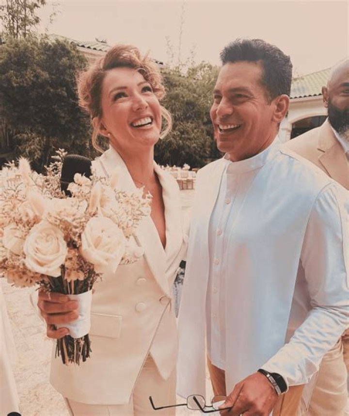 Ismael Cala's Wife: A Deep Dive into Their Relationship and Personal Life