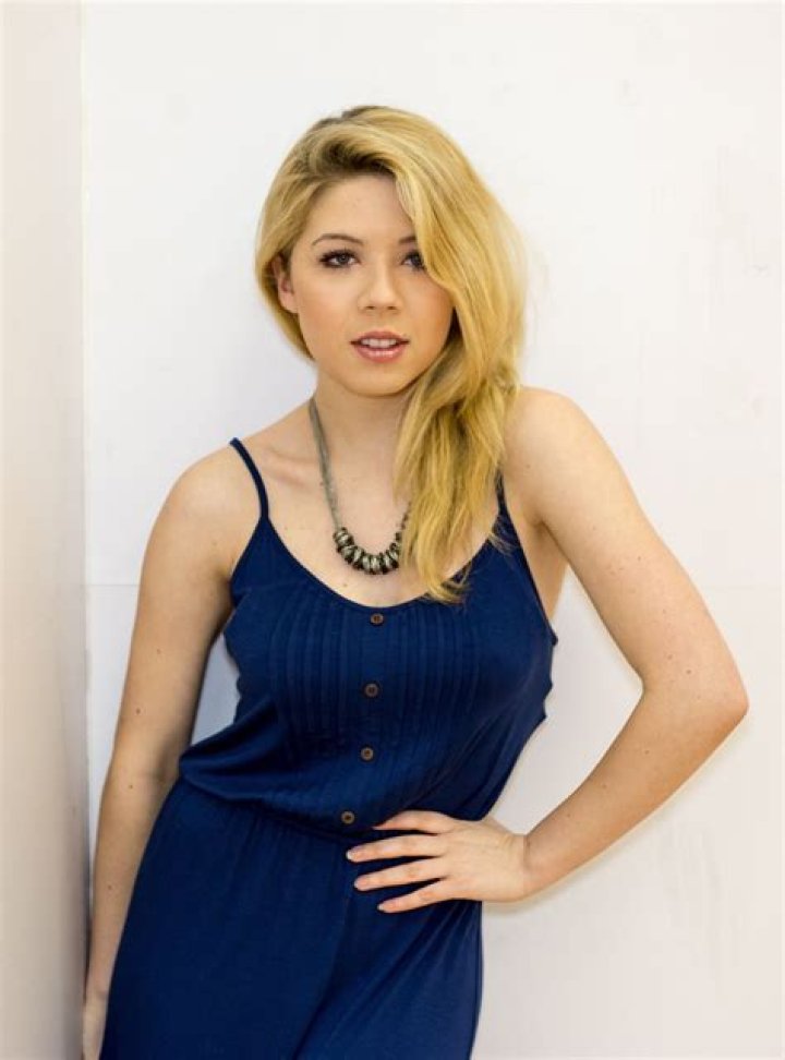 Janette McCurdy Naked: Understanding the Controversy and Setting the Record Straight