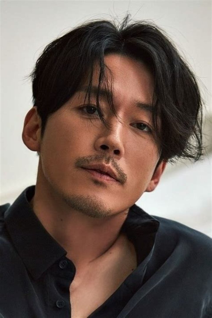Jang Hyuk: Renowned Actor with Exceptional Range and Charisma