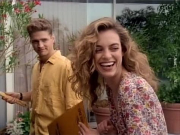 The Allure of Jennifer Grant in Beverly Hills 90210: A Timeless Icon