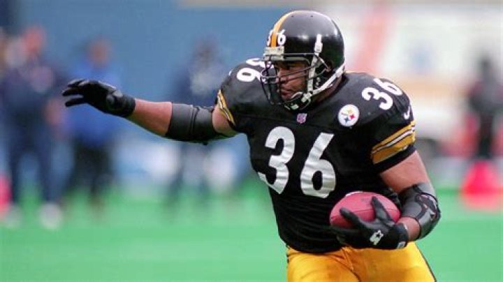 **The Unstoppable Force: Jerome Bettis and His Legendary Journey**
