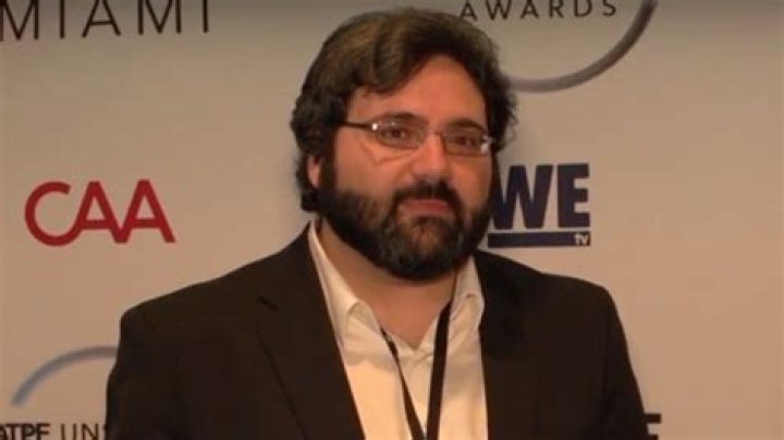 Unveiling the Life of Jonathan Nowzaradan: A Journey of Transformation and Inspiration