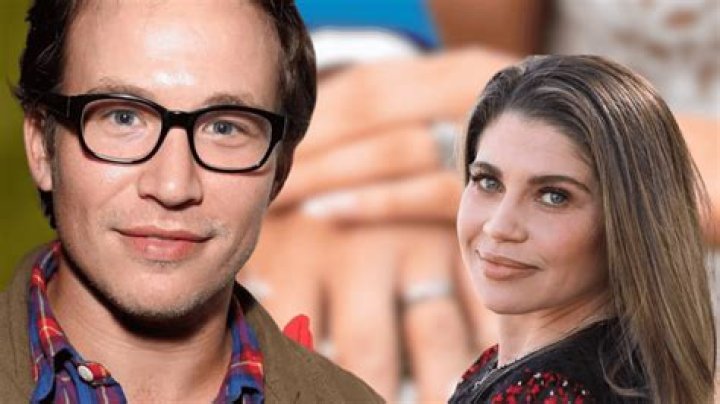 Exploring the Life of Jonathan Taylor Thomas’ Wife