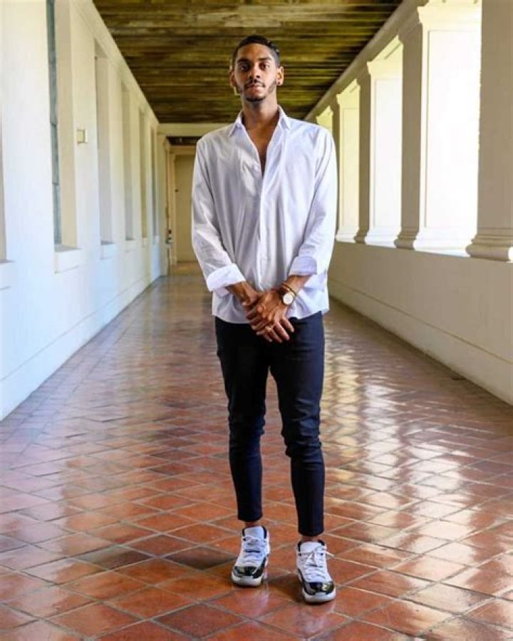 Unveiling the Life of Julian Broadus's Mom: A Journey of Love and Resilience