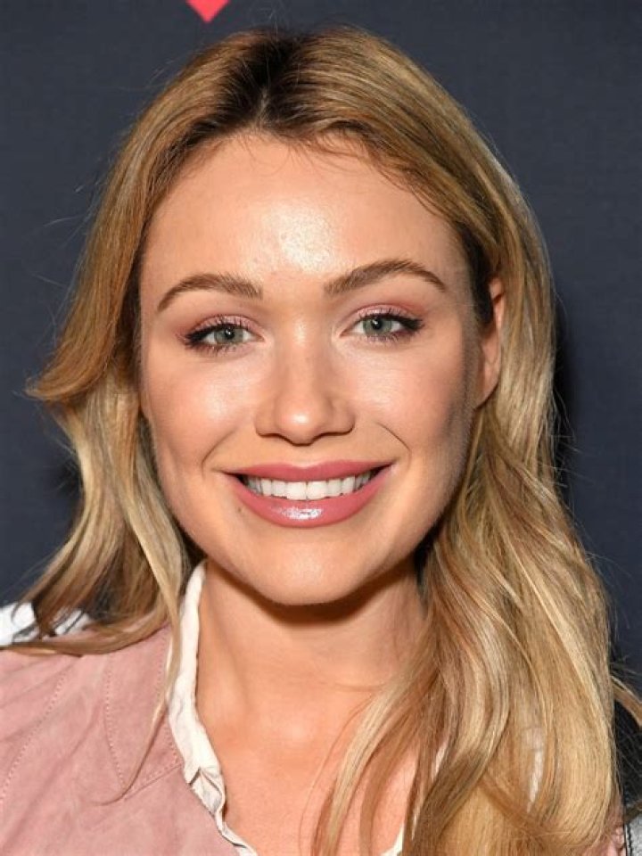 Katrina Bowden: A Comprehensive Look at the Life and Career of the Talented Actress