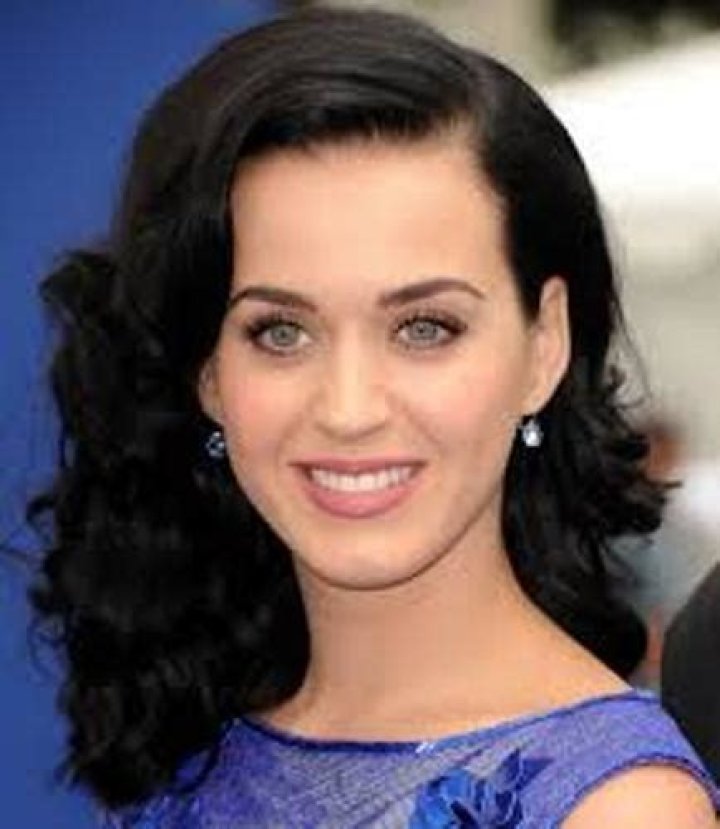Katy Perry Facts: Discover the Fascinating Life of the Global Pop Icon