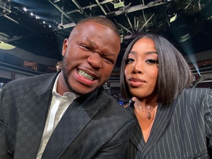 Kelontae Gavin Net Worth: A Deep Dive into the Life and Success of the Gospel Star