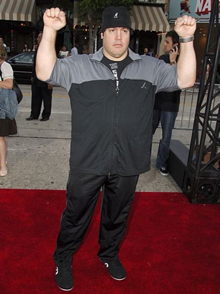 Unveiling the Dimensions of Kevin James: Height and Weight Analysis