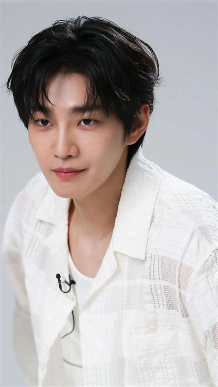 Unveiling the Journey of Kim Jaeyoung: A Rising Star