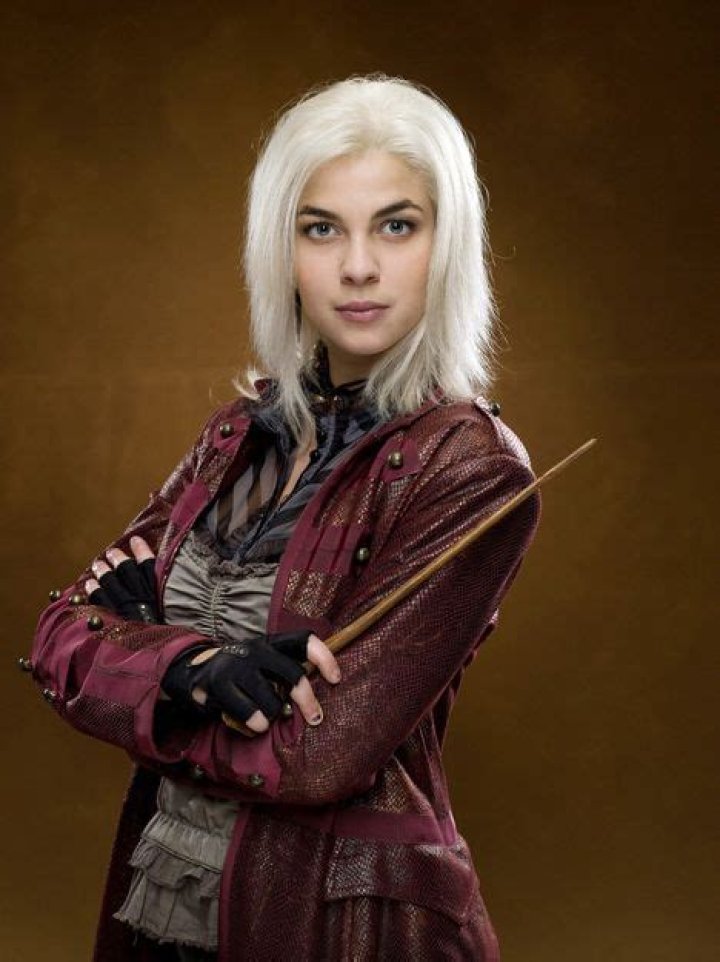 Kuka Esitti Hahmoa Gina Gray: Unveiling the Actress Behind the Iconic Role