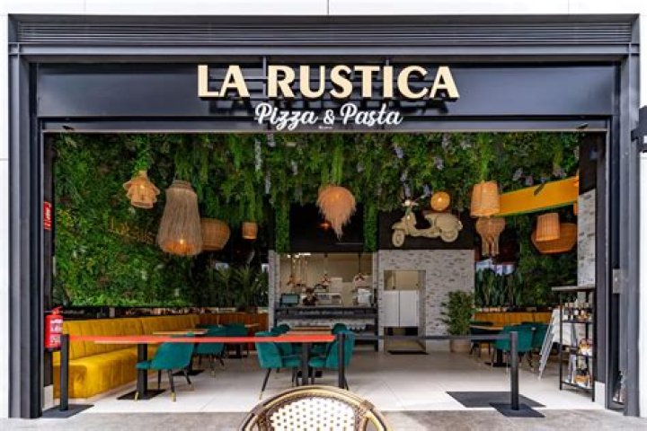 Discovering La Rustica: A Culinary Gem in Italian Cuisine