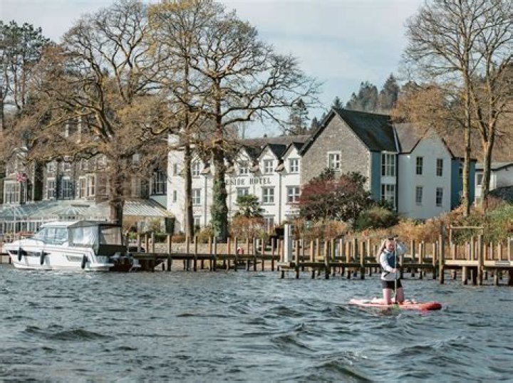 Lakeside Collection: Discover the Charm of Lakeside Living