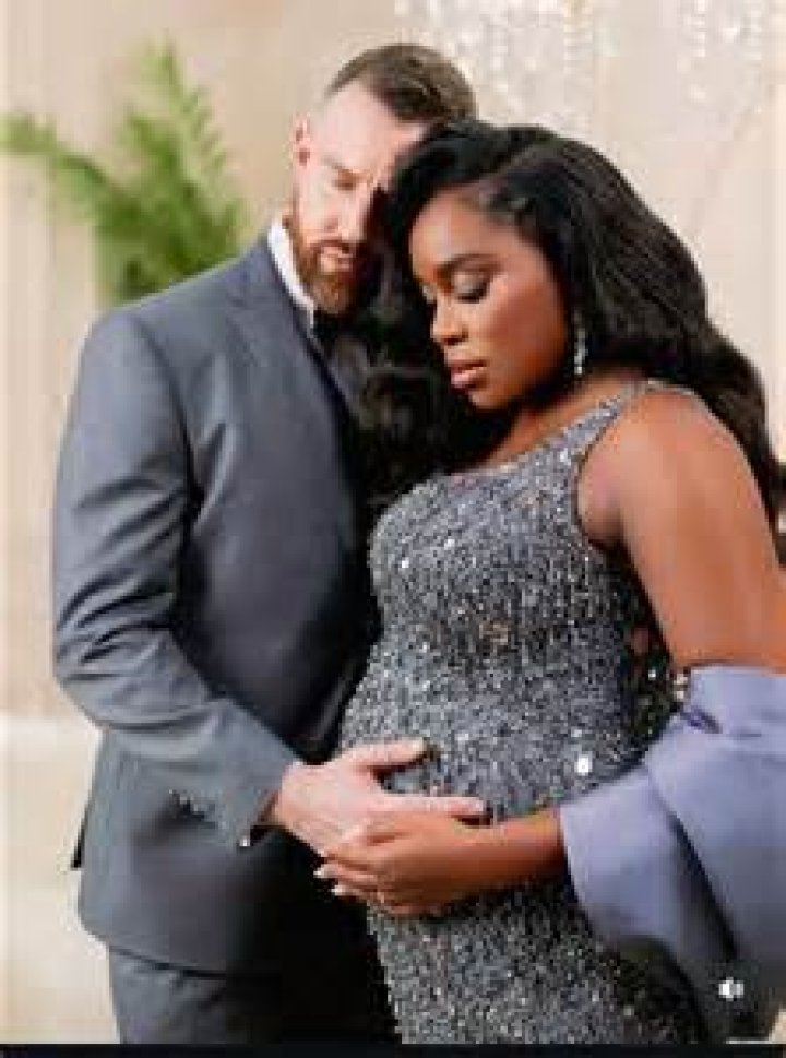 Lauren and Cameron Pregnant: A Journey to Parenthood and Their Love Story