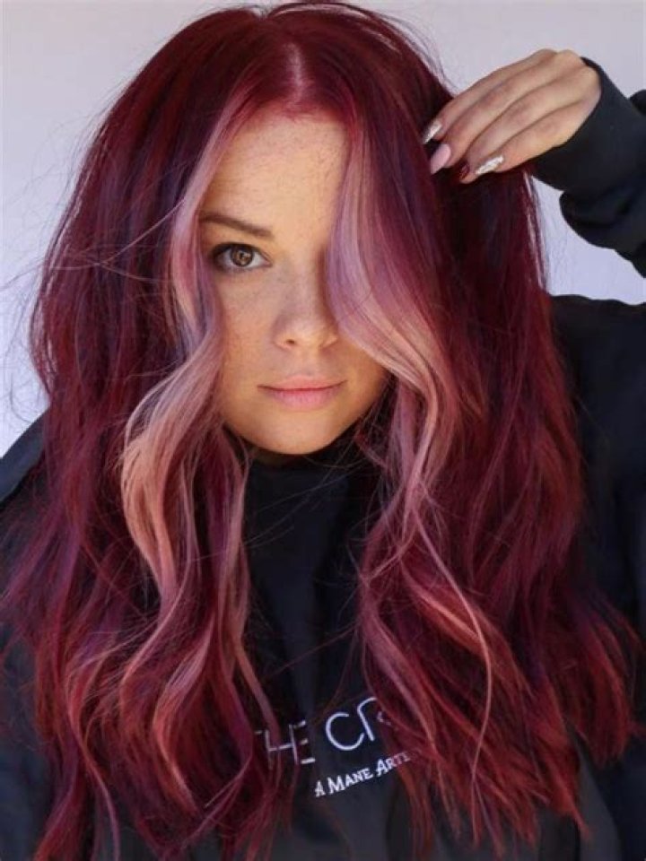Light Burgundy Hair Color: The Ultimate Guide to Achieving and Maintaining this Stunning Shade
