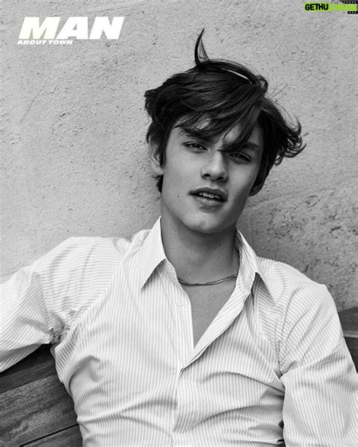 Discovering the Charismatic Talent of Louis Partridge