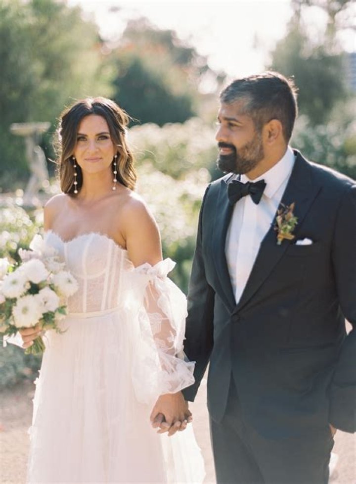 Unveiling the Mystery: Who is Mackenzie Davis' Husband?