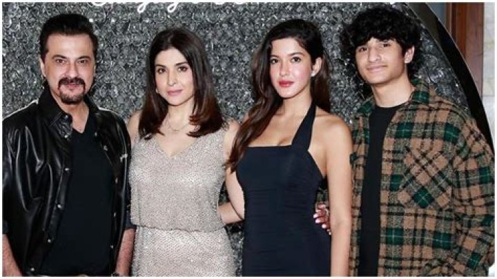 Discover Maheep Kapoor's Fascinating Background: Unveiling the Untold Story