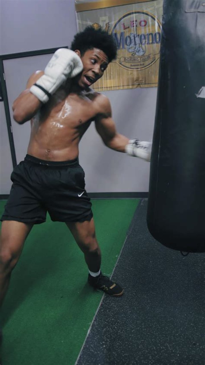 Malachi Ross: The Rising Star in the World of Sports and Entertainment