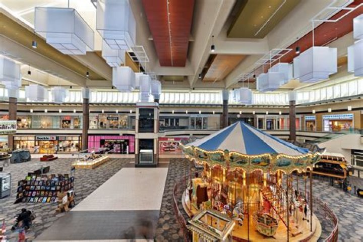 Maplewood Mall White Bear Avenue Saint Paul MN: Your Ultimate Shopping and Entertainment Destination