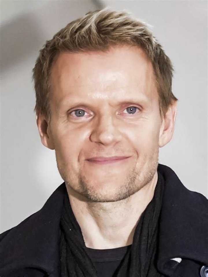Exploring the Life and Career of Marc Warren: A Comprehensive Biography
