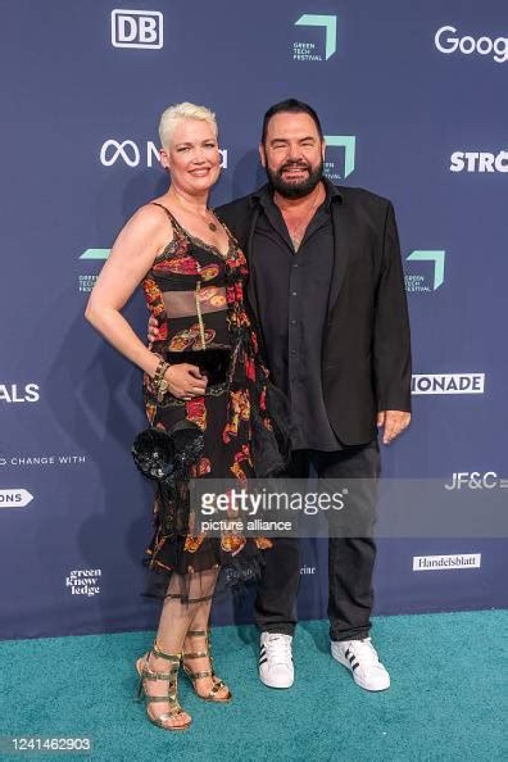 Unveiling the Life of Marian Gold&rsquo;s Wife: A Journey into the Personal Side of the Alphaville Frontman