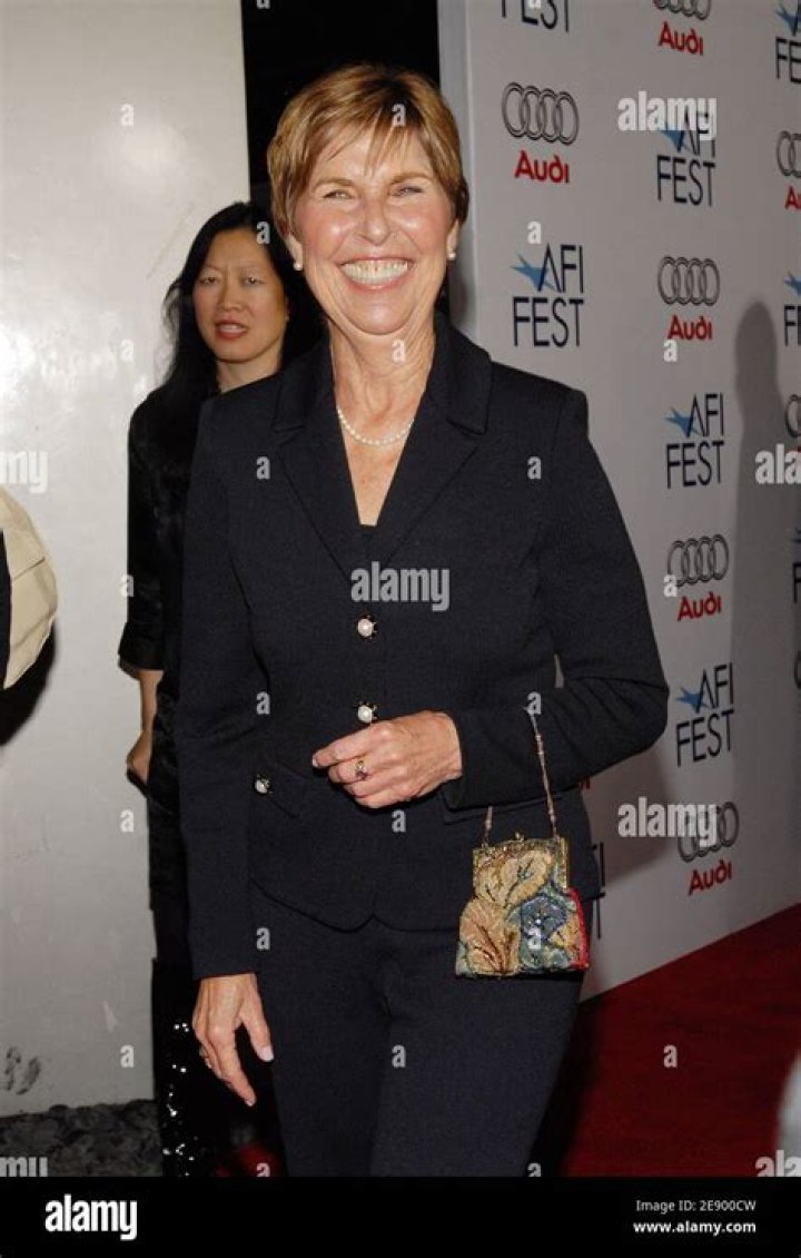 Unveiling the Life of Mary Lee Pfeiffer: A Journey Through Time