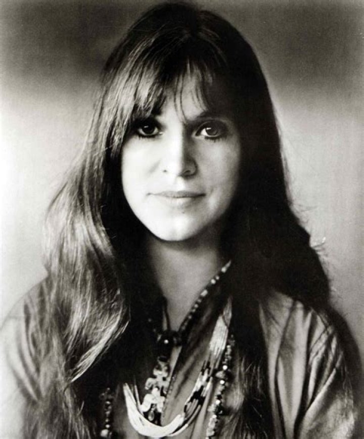 Melanie Safka: A Legacy Remembered Amidst Her Battle with Cancer