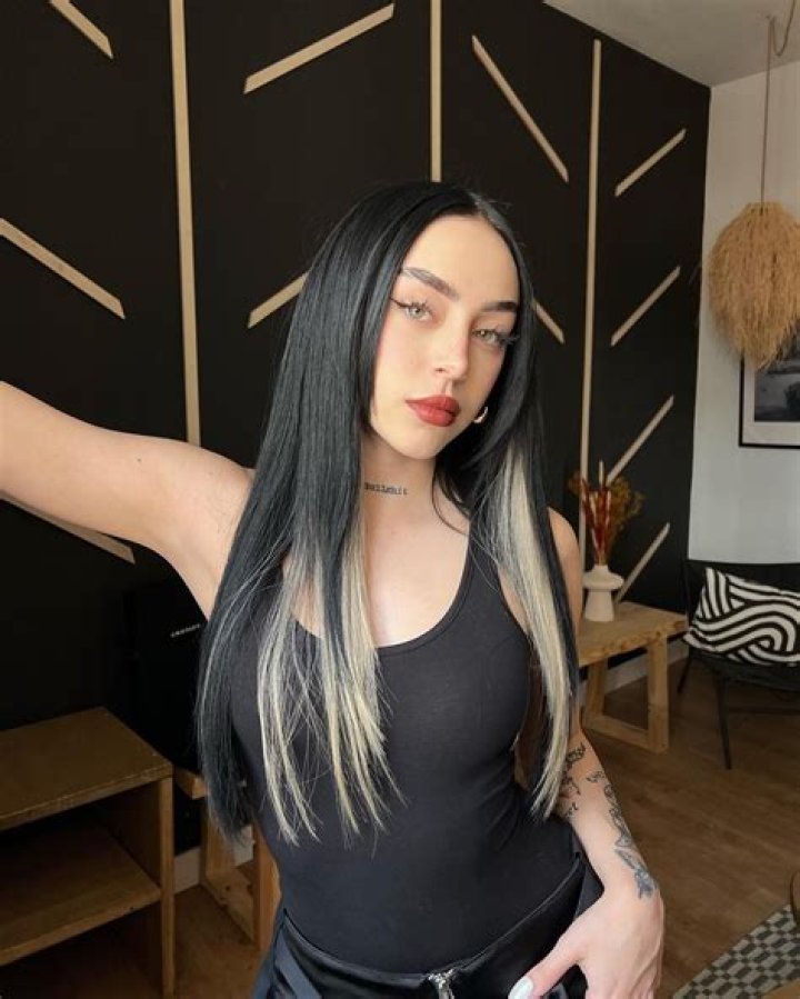 Nikki Nicole: The Rising Star of the Music Industry