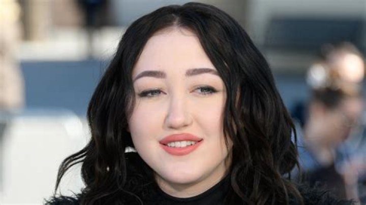 Noah Cyrus: The Rising Star in Music and Pop Culture