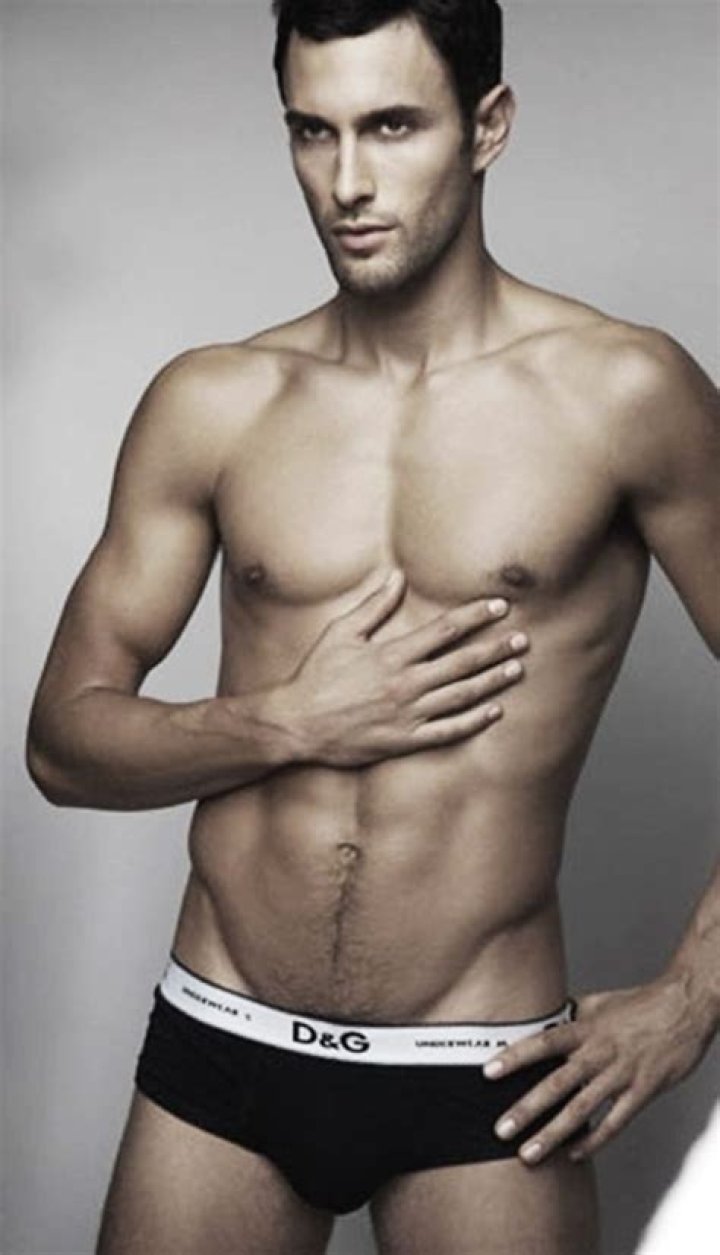 Noah Mills: The Truth Behind the Gay Rumors