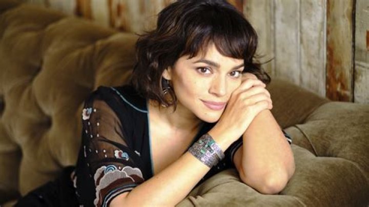 Norah Jones: The Soulful Voice of a Generation