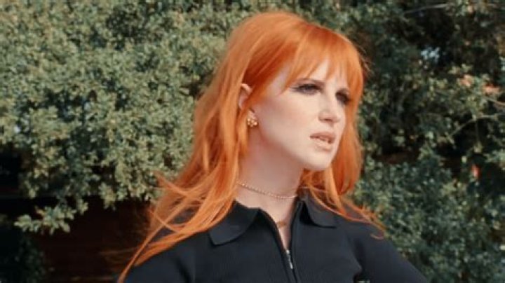 Paramore: Uncovering the Age of the Iconic Vocalist