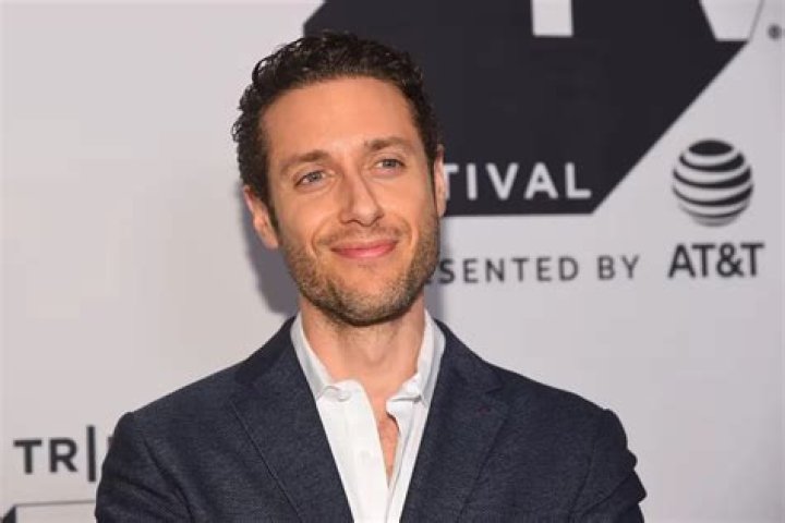 Exploring Paulo Costanzo's Relationships: A Deep Dive into His Personal Life