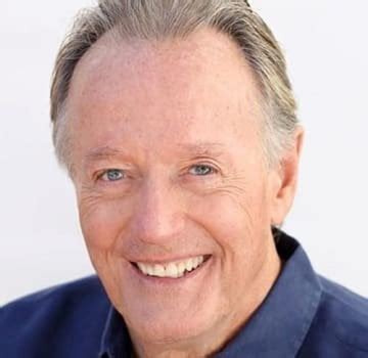 Exploring the Legacy and Wealth of Peter Fonda