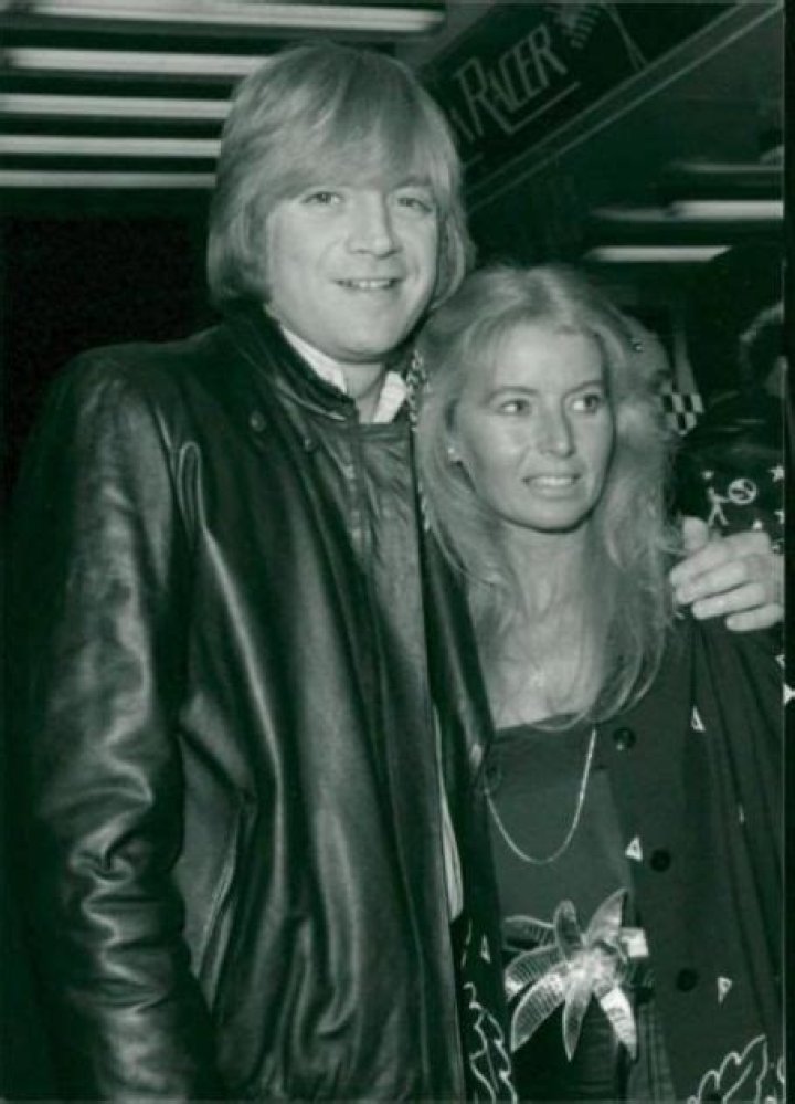 Unveiling the Life of Justin Hayward's Wife: A Journey Through Love and Partnership