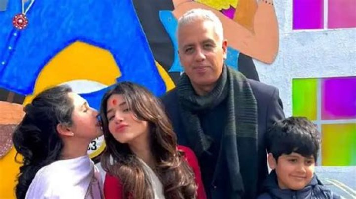 Rinke Khanna: The Enigmatic Star of Bollywood