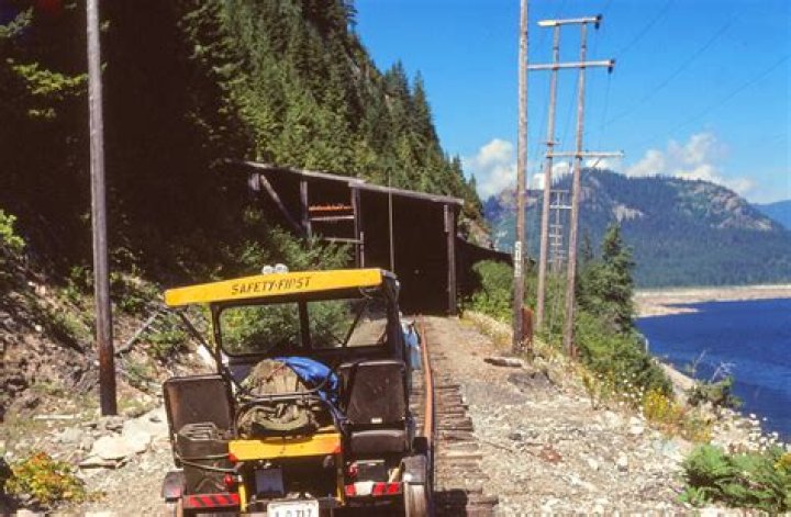 Exploring the Wonders of Roads through Snoqualmie Pass: A Comprehensive Guide