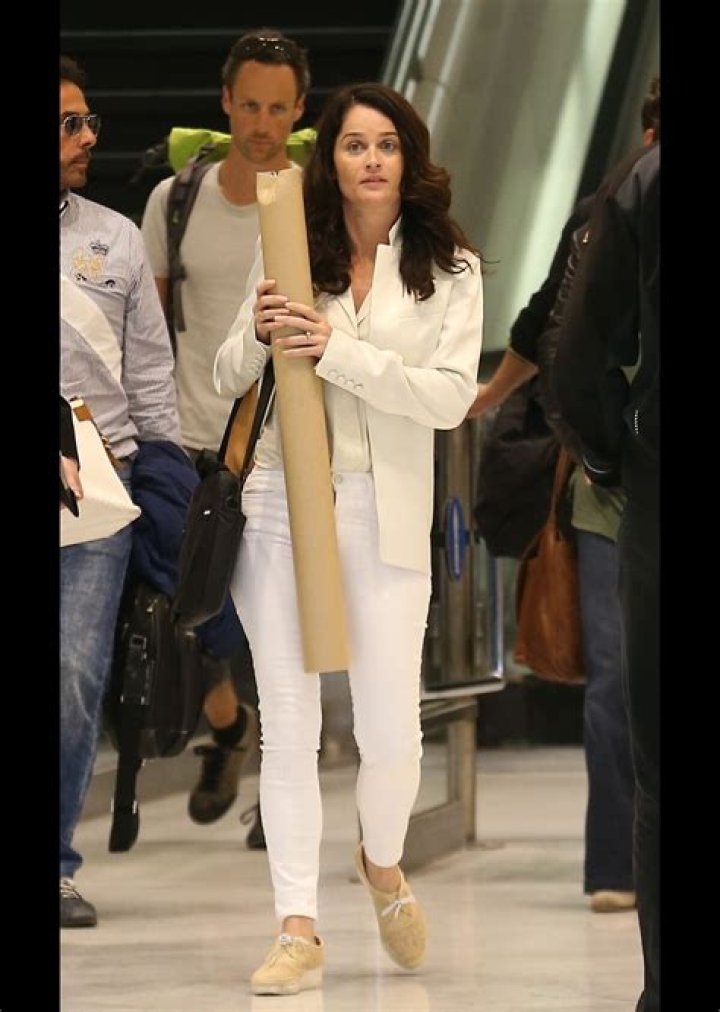 Unraveling the Mystery: The Robin Tunney Accident