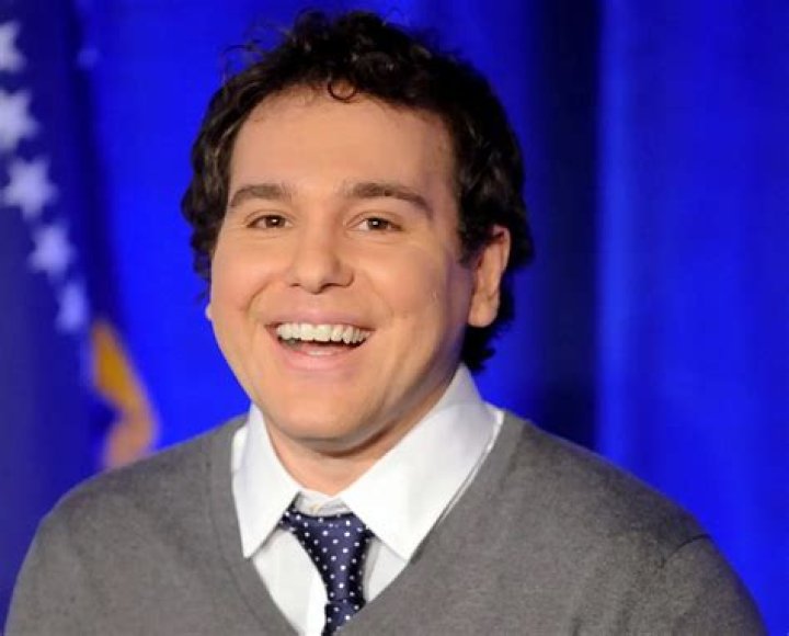 When Love Stories End: The Ronan Farrow and Jon Lovett Breakup