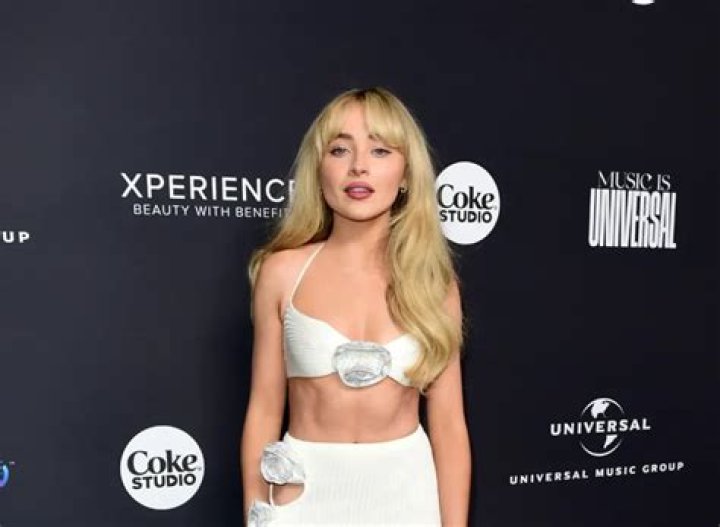 Unveiling Sabrina Carpenter: Her Weight and Height Revealed