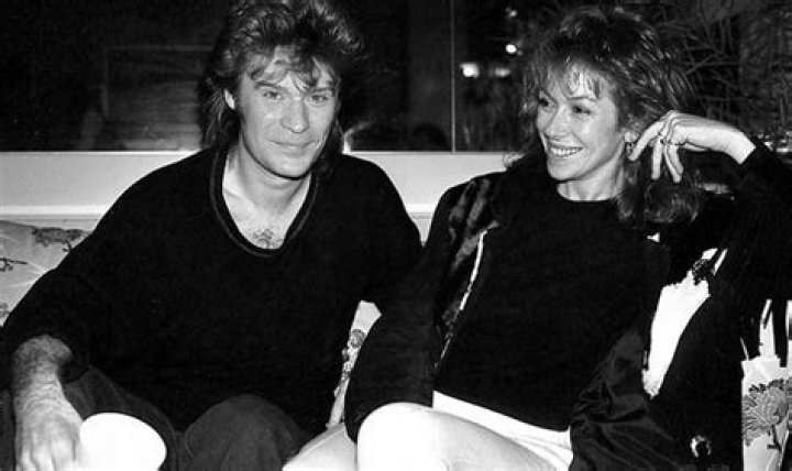 The Reunion of Sara Allen and Daryl Hall: A Journey Through Time and Music