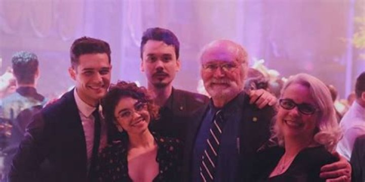 Sarah Hyland Parents: A Comprehensive Look into Their Lives and Influence