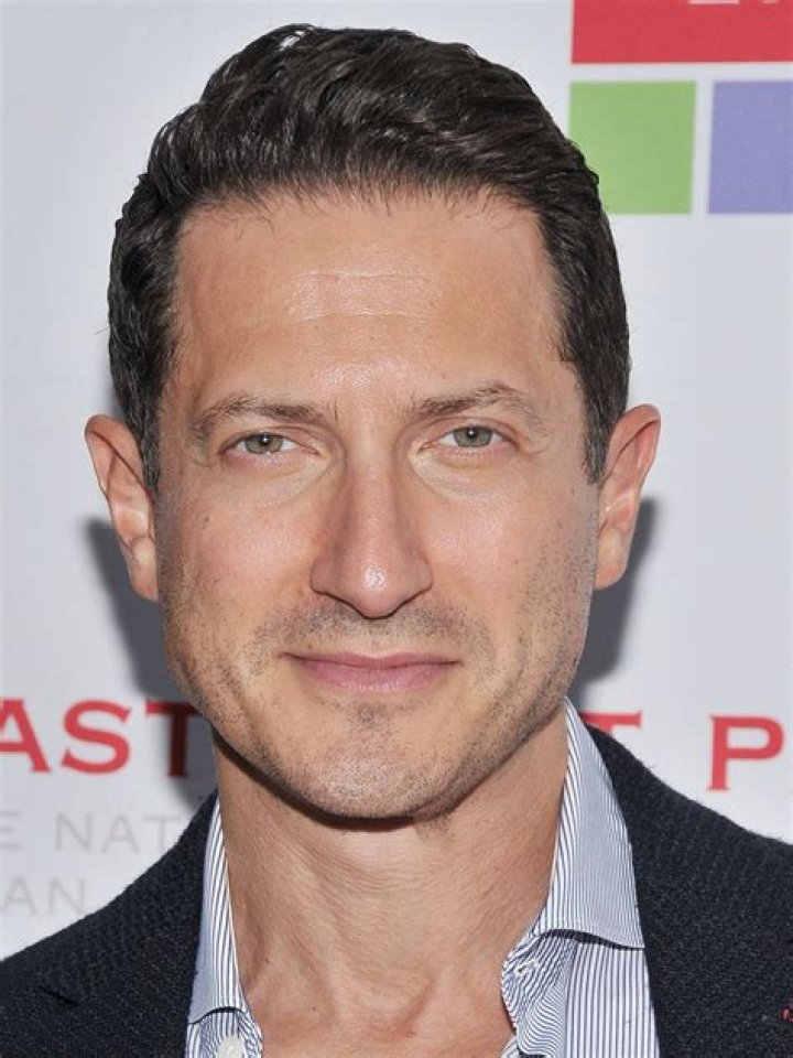 Sasha Roiz: A Comprehensive Look at the Life and Career of the Talented Actor