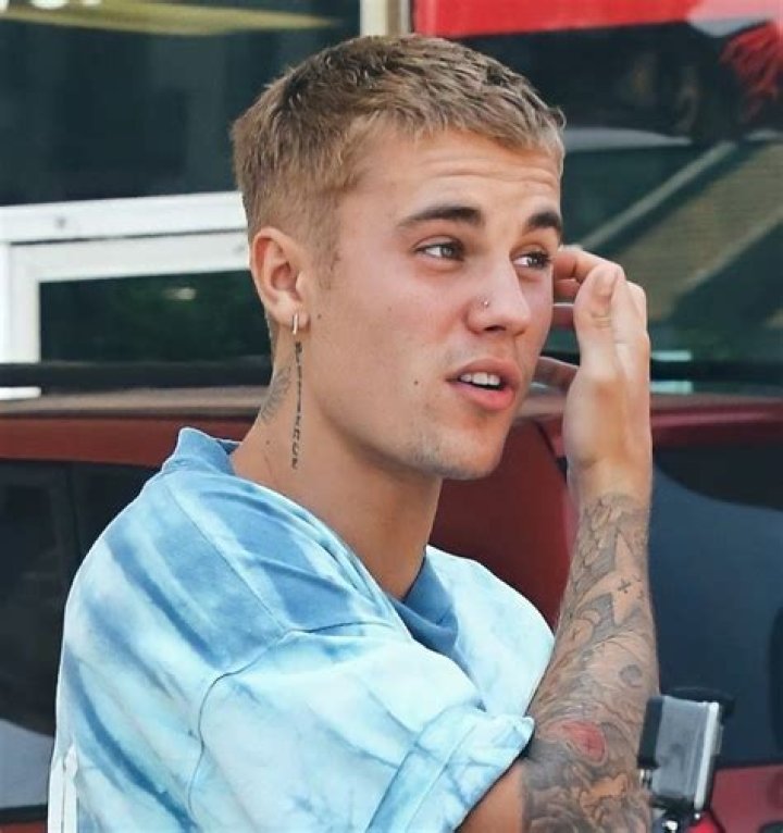 Short Hair Justin Bieber: A Comprehensive Exploration of His Bold Hairstyle Transformation